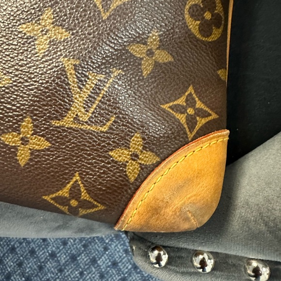 AUTHENTIC LV MONOGRAM COUSSIN GM - Picture 4 of 8